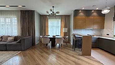скалат аренда: 220 м², 5 комнат, АУЦА — 6
