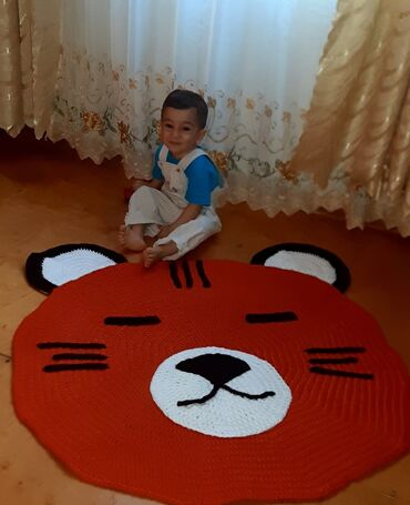 Sifarişlə əl işləri: Toxuma uşag otagna igruşka formada toxuma yastig ve toxunma xalcalar — 11