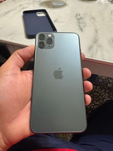 Apple iPhone: IPhone 11 Pro Max, 64 GB, Matte Midnight Green, Face ID — 1