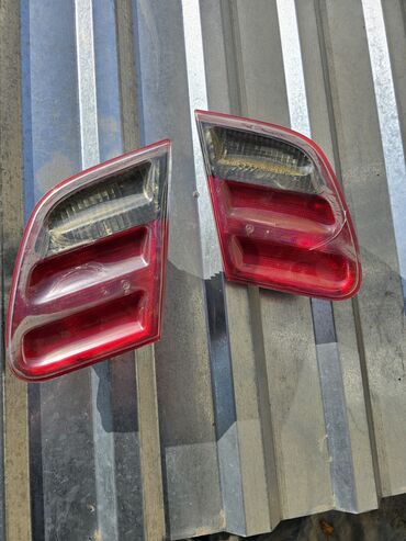 Другие детали салона: Продаю на Мерседес 210 Авангард: полики, амортизаторы, передние at lalafo.kg — 3 Другие детали салона: Продаю на Мерседес 210 Авангард: полики, амортизаторы, передние — 3