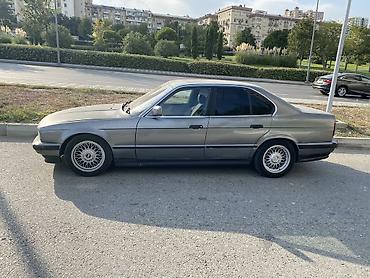 BMW: BMW 5 series: 2 l | 1991 il Sedan — 2