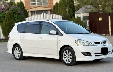 срочно продать машину: Toyota Ipsum: 2004 г., 2.4 л, Автомат, Бензин, Минивэн