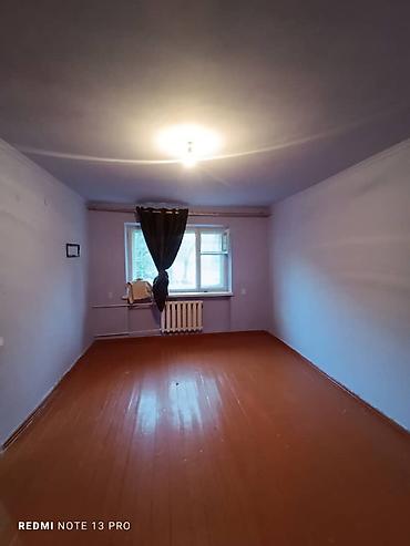 меняю на кв: 1 комната, 123456789 м², 1 этаж — 3