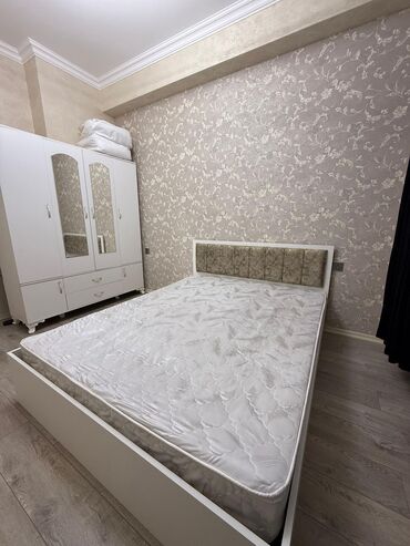 Masalar: Endirim olundu ❗Taxt və dolab satılır cəmi 290₼. Əla