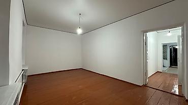 сдаю дом 3 комнатная бишкек: 70 м², 3 комнаты, Гоин — 10