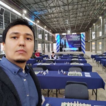 обучение на байера: Преподователь Арабского и тренер по шахматам. Кандидат в мастера