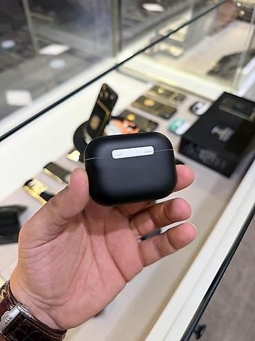 air pod: Exclusive Aipords Pro 3 Black Edition Exclusive Airpods Pro 3 Black — 6