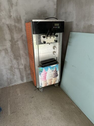 форму для приготовления печенья: Продаю мороженое аппарат + стабилизатор вместе за 40000 тысяч сом