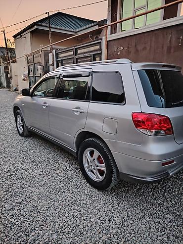 nissan mator: Mitsubishi Airtrek: 2 l | 2003 il 30000 km Ofrouder/SUV — 4