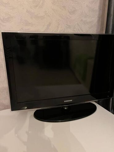 Televizorlar: Samsung tv satilir smart deyil dioqnal 32(81sm)islenmisdir