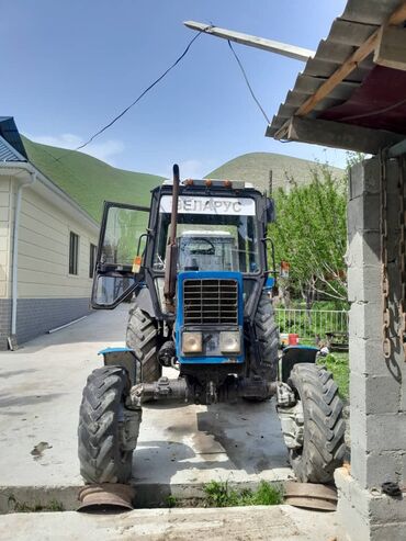 тракторы беларус 82 1: Продаю трактор
