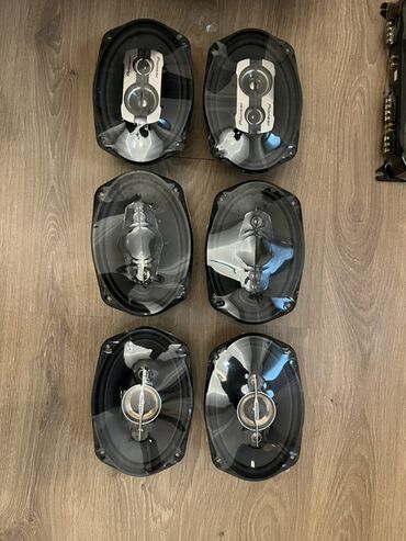 masin ucun kalonkalar: Pioneer istehsalı avtomobil dinamikləri. 550w xrom 600w zərli 650w