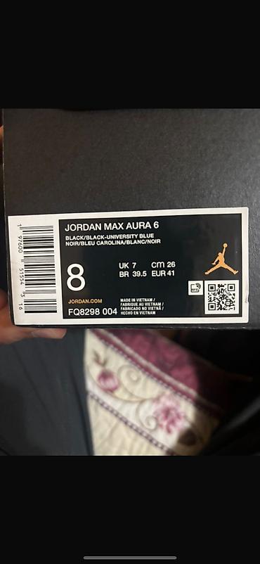 Кроссовки и спортивная обувь: Nike Jordan Max Aura 6. Заказал за 17500. В магазине такие стоят 200 — 11