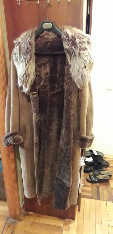 Paltolar: Dublyonka təmi̇z dəri̇ xəz türki̇yəni̇ndi̇ qadin üçün 52-54 razmerdi̇ — 4