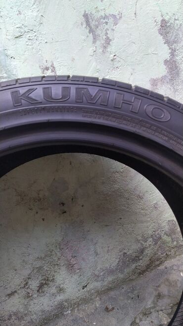 Toyota: Şin Kumho 265 / 35 / R 18