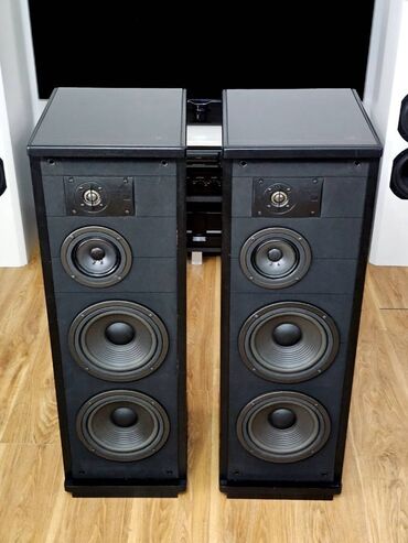 Zvučnici i stereo sistemi: JBL LX-166 Made In U.S.A Svaka kutija je sa po 2 basa prečnika 200 — 4