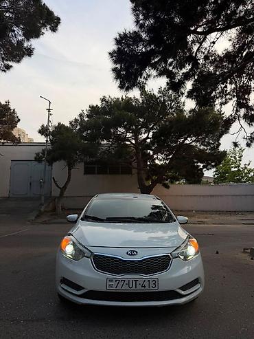 Avtomobil satışı: Kia Forte: 1.8 l | 2015 il Sedan — 1