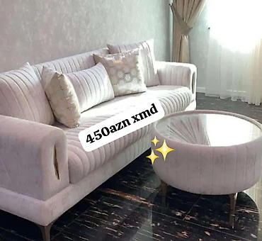 şüşe masa: Modern yumşaq mebel dəsti – 3 nəfərlik divan və dairəvi jurnal masası — 1