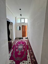 Həyət evləri və villaların satışı: 8-ci kilometr 4 otaqlı, 100 kv. m, Kredit var, Orta təmir — 17