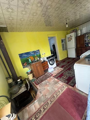 продаю дом с ак жол: 3 комнаты, 45 м², 12 соток, Кара-Балта, Собственник — 3