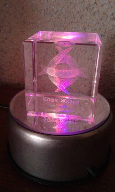 Digər ev dekoru: Hədiyyəlik suvenirlər satılır. Əlvan işıqlıdır. Toka qoşulur və — 12