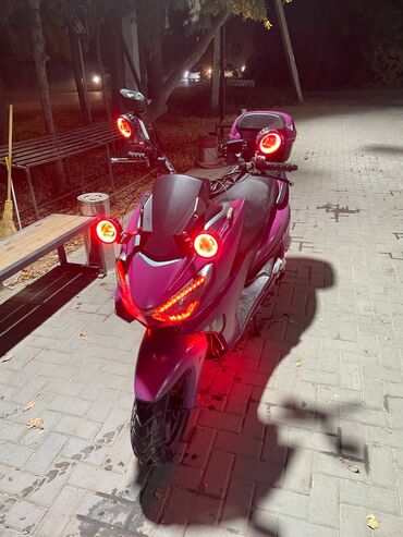 очень нужны: Скутер Макси, пробег 3000км, состояние пушка, обкатку прошел идеально