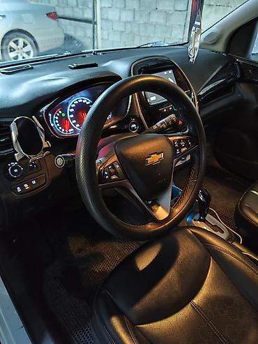 Chevrolet: Chevrolet Spark: 2016 г., 1 л, Автомат, Бензин, Хэтчбэк — 3