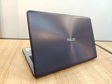 ASUS: ASUS 15.6 ", Intel Core i7, 256 GB — 7