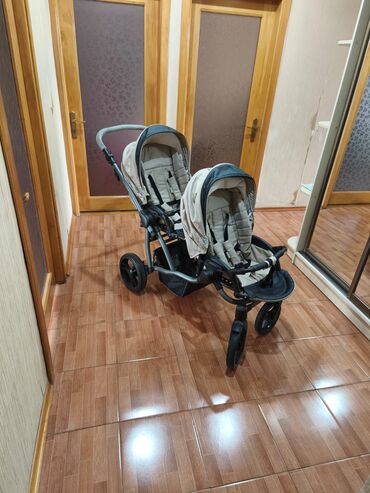 Əkizlər üçün arabalar: Əkizlər üçün araba, Bebeto, İşlənmiş, Ünvandan götürmə -da lalafo.az — 7 Əkizlər üçün arabalar: Əkizlər üçün araba, Bebeto, İşlənmiş, Ünvandan götürmə — 7