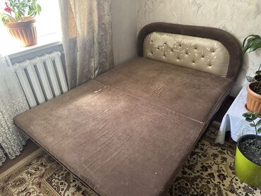 2 ярусный диван: Раскладной диван, Б/у, Двухстворчатая, Жаккард