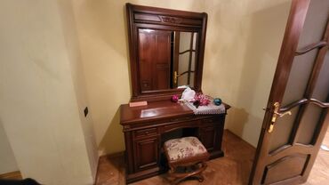 Qonaq otağı dəstləri: İşlənmiş, Dolab, TV altlığı, Kredit yoxdur — 9