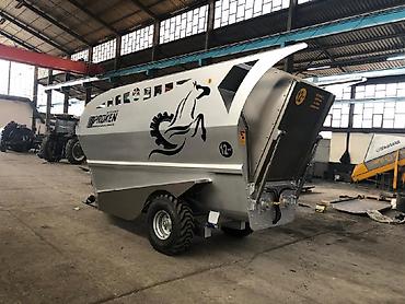 kotanlar traktor: Yem qarışdıran paylayan. 12 kub tutumlu. Türkiyənin çox keyfiyyətli — 4
