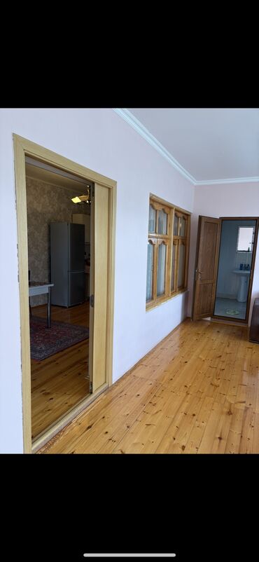 Günlük kirayə evlər: 50 kv. m, 4 otaqlı, Kombi, Qaz, İşıq — 10