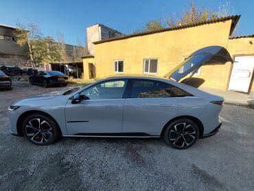 Mazda: Mazda : 2025 г., Автомат, Электромобиль, Седан — 19