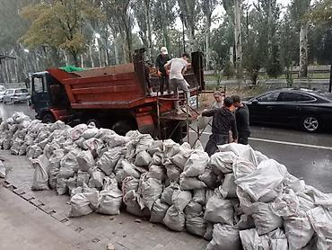 Услуги демонтажа и вывоза. строительного мусора - Демонтаж стяжки lalafo.kg да Услуги демонтажа и вывоза. строительного мусора - Демонтаж стяжки