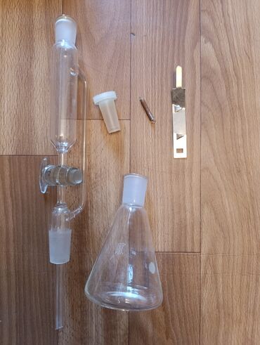 Другие медицинские товары: Лабораторная химическая посуда Наименование - Количество Термометр — 8