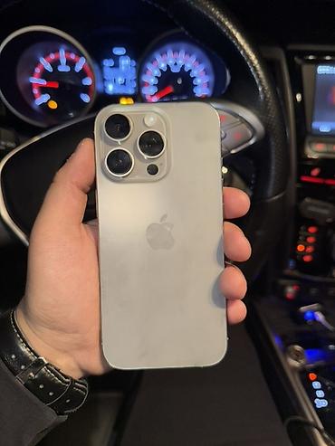 Apple iPhone: IPhone 16 Pro, Б/у, 128 ГБ, Natural Titanium, Зарядное устройство, Чехол, 88 % — 2