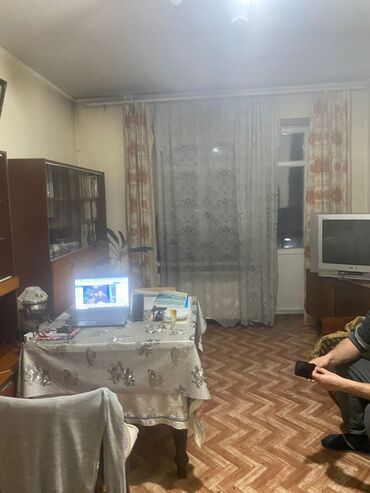 1 комнатная квартира на продажу: 3 комнаты, 63 м², Индивидуалка, 4 этаж, Старый ремонт