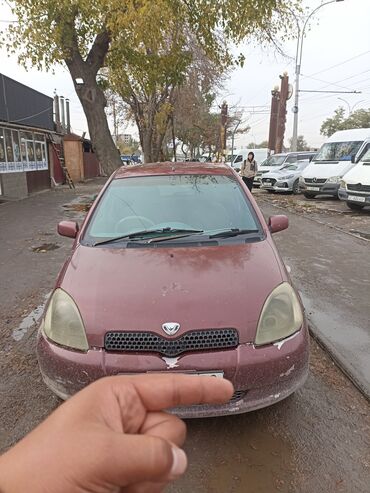 Toyota: Toyota Vitz: 2001 г., 1 л, Бензин, Хэтчбэк