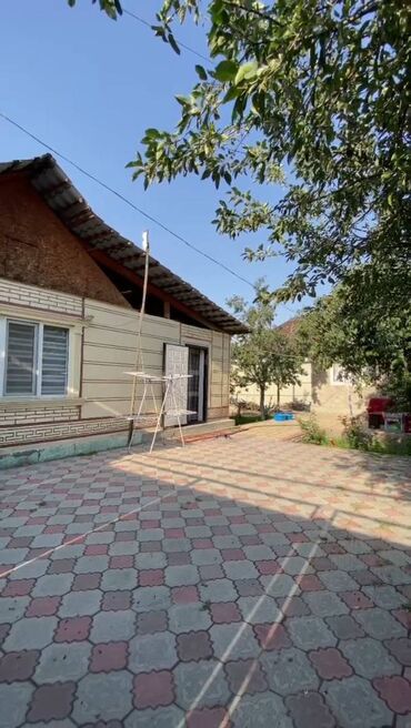 продаю дом 4 гор больница: Дом, 99 м², 4 комнаты
