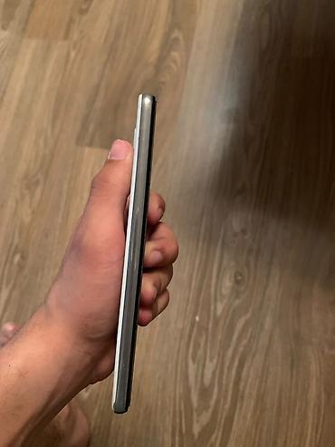 galaxy a30 ekran: Samsung Galaxy A52, rəng - Ağ, Barmaq izi — 4