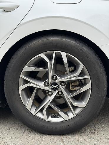 Hyundai: Hyundai Sonata: 2022 г., 2.5 л, Типтроник, Бензин, Седан — 9