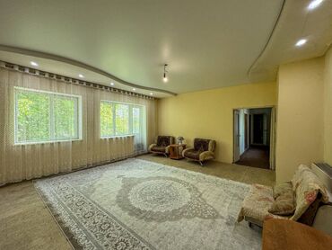 с дружба: Дом, 220 м², 7 комнат, Собственник, Косметический ремонт