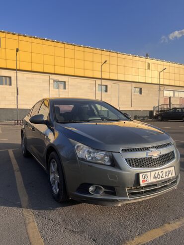 машина срочный: Chevrolet Cruze: 2009 г., 1.6 л, Автомат, Бензин, Седан