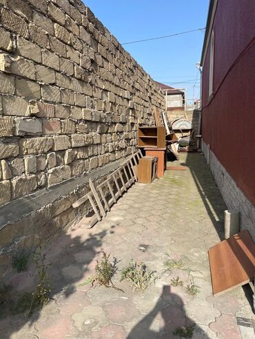 naximovda satilan evler: Bakı, Mehdiabad, 110 kv. m, 5 otaqlı, İşıq, Su, Kanalizasiya