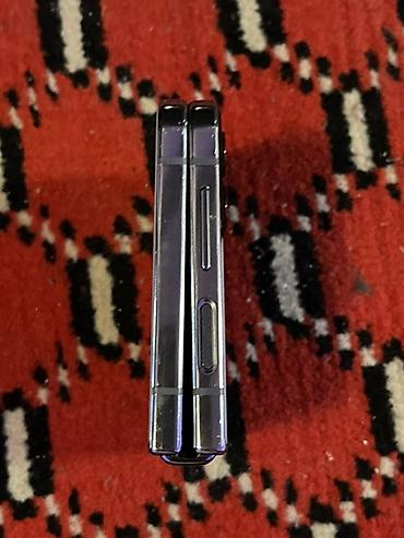 ми 9 с: Samsung Galaxy Z Flip 4, Б/у, 256 ГБ, цвет - Фиолетовый — 3
