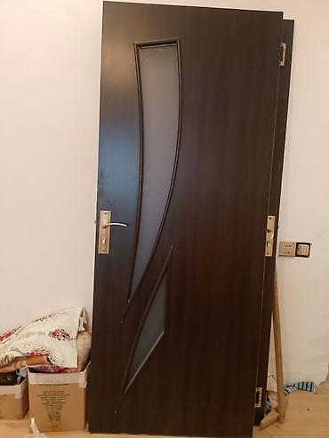 plintuslar: Daxili otaq qapısı dəsti - Material: ağac əsaslı (MDF/laminat tipli) — 1