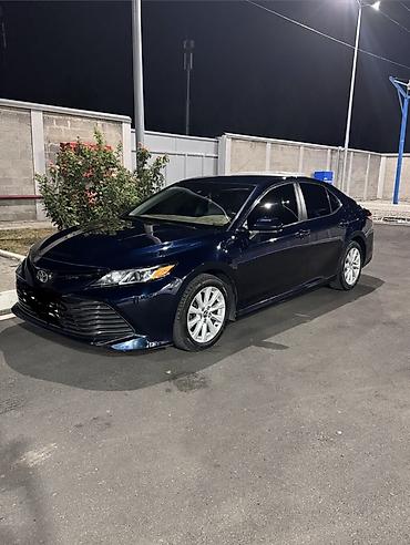 Toyota Camry: 2019 г., Автомат, Бензин, Седан