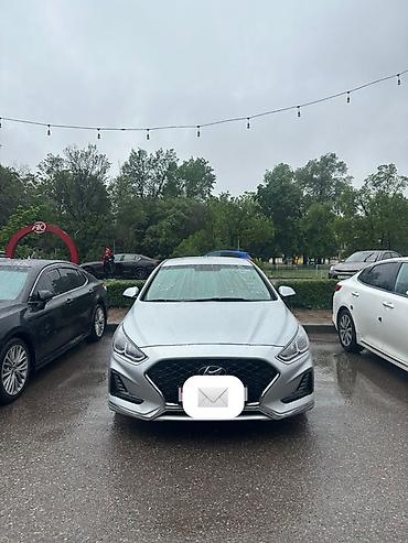 Hyundai Sonata: 2022 г.