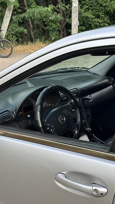 ml 163: Mercedes-Benz C-Class: 2002 г., 2.6 л, Механика, Бензин, Седан — 3